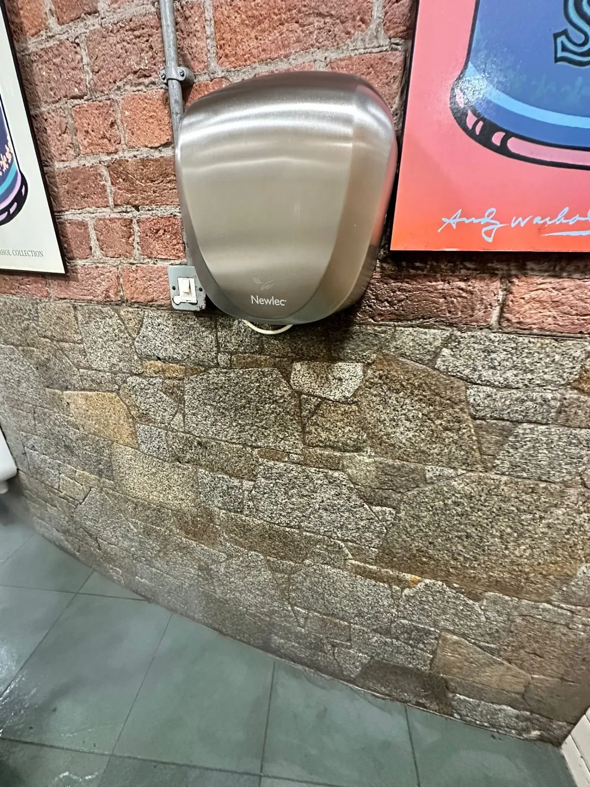 Cleaned interior stone wall after professional DOFF steam cleaning
